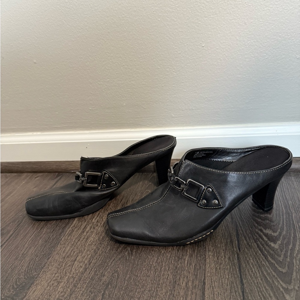 AEROSOLES Black Women's Heeled Mules with Buckle